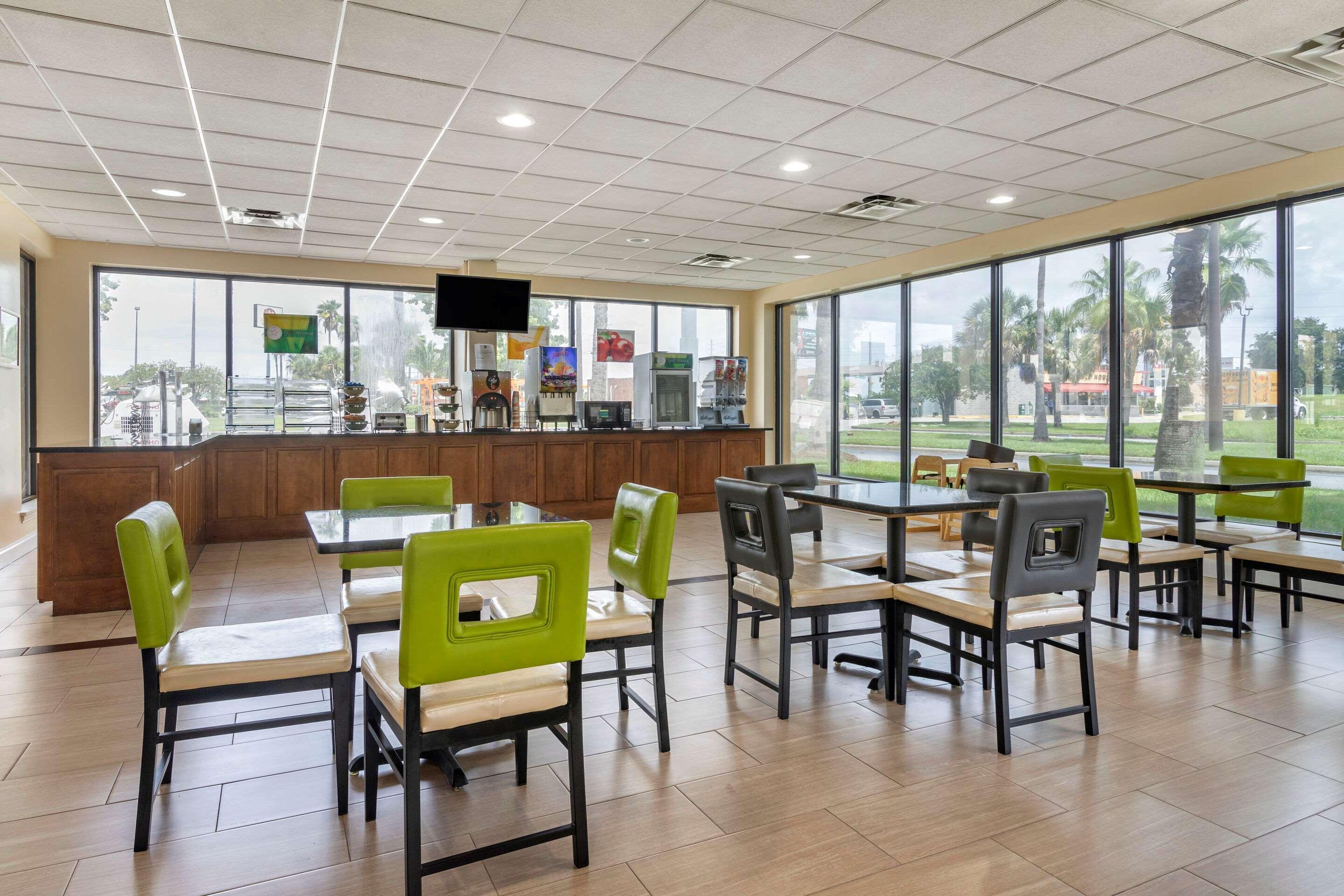 Quality Inn Brunswick Exterior foto